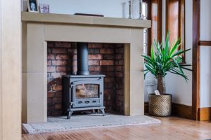Dining Room - click for photo gallery